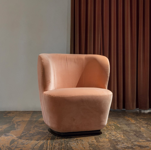 GUBI // Stay Lounge Chair